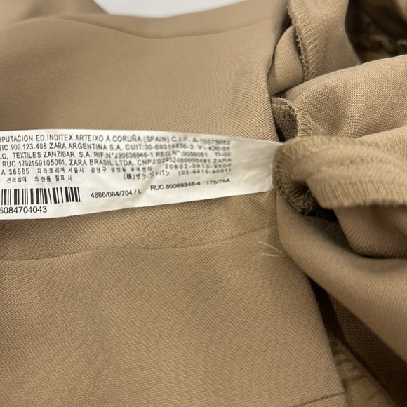 🔥🔥🔥Zara High Waisted Pleated Shorts - Picture 6 of 7